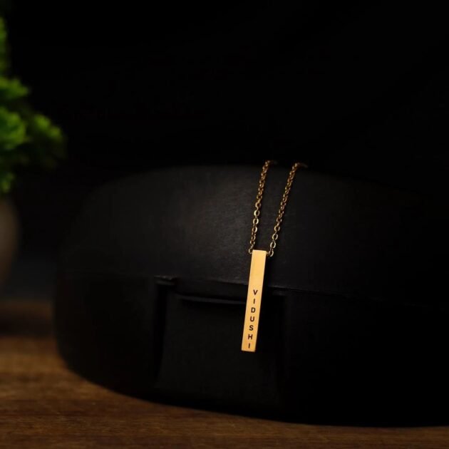 4 Side Bar Necklace - Image 6